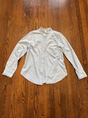 🤪🤪 H&M Light Blue Long-Sleeve Button-Up Shirt